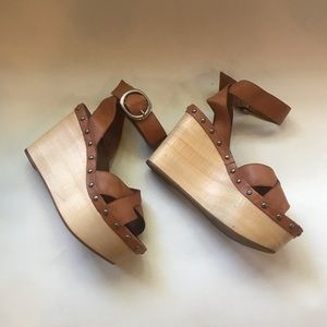 Lucky Brand wedge sandals size 7M